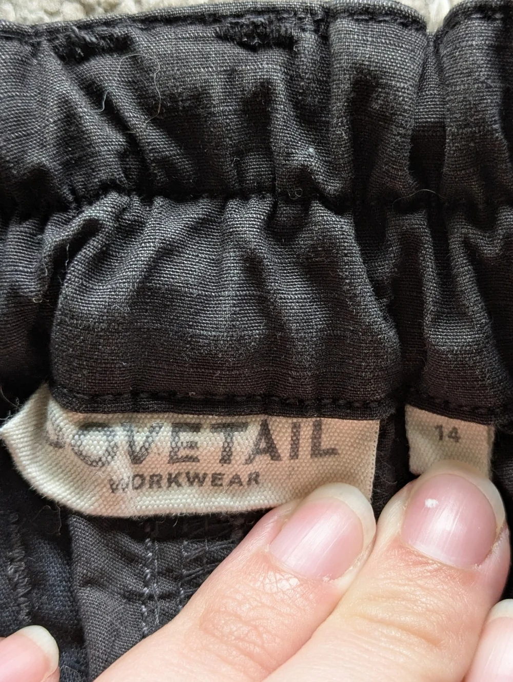 Dovetail Black Cargo Shorts - Picture 3 of 4